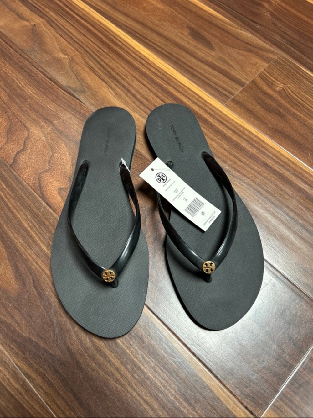 NWT ~ TORY BURCH BLACK FLIP FLOPS sz 9